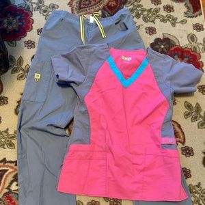 Wonderwink Flex scrub set (top xs, bottoms small)